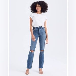 A&F Curve Love 90s Ultra High Rise Straight Jeans, Medium Ripped Wash, 27R 👖